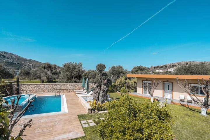 Villa Mata - 600M² With Private Pool And Jacuzzi Kalithies Bagian luar foto